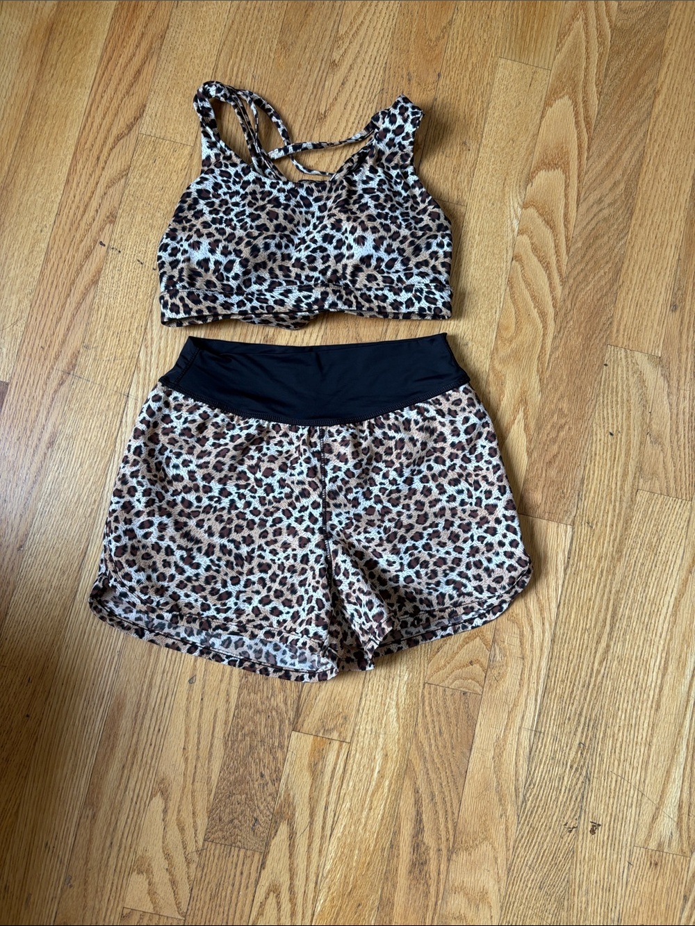 GB girls size medium activewear cheetah print set